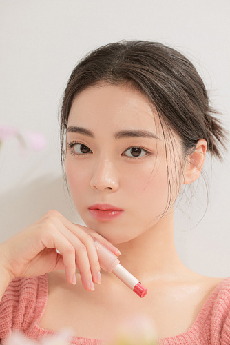 DASIQUE Глянцевая помада для губ Mood Glow Lipstick, 3 гр (04 Rosehip)
