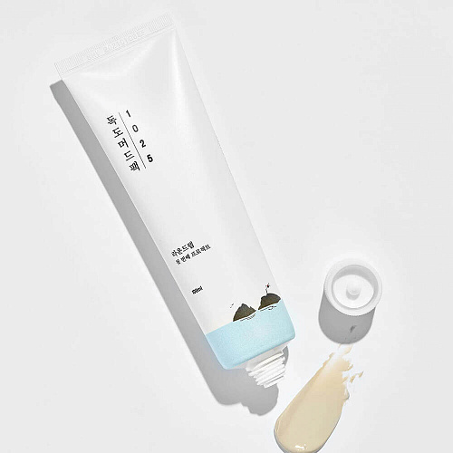 Round Lab Очищающая глиняная маска с морской водой 1025 Dokdo Mud Pack, 100 мл