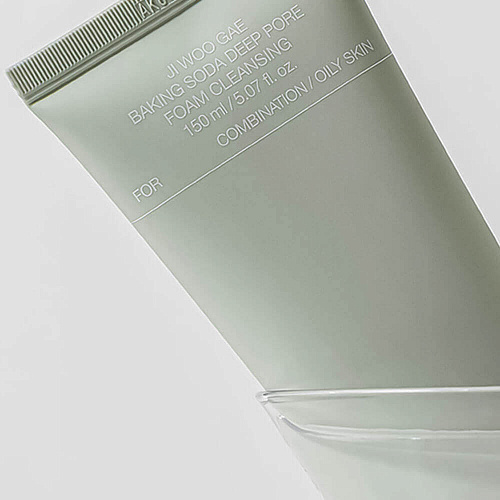 Celimax Пенка для глубокого очищения с содой - Jiwoogae baking soda deep pore foam cleansing,150 мл