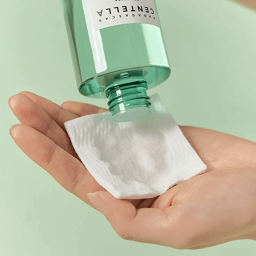 SKIN1004 Противовоспалительный тонер с чайным деревом и центеллой Madagascar Centella Tea-Trica  Purifying Toner 210 мл