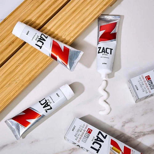 LION Отбеливающая зубная паста Zact, 150g (Н)